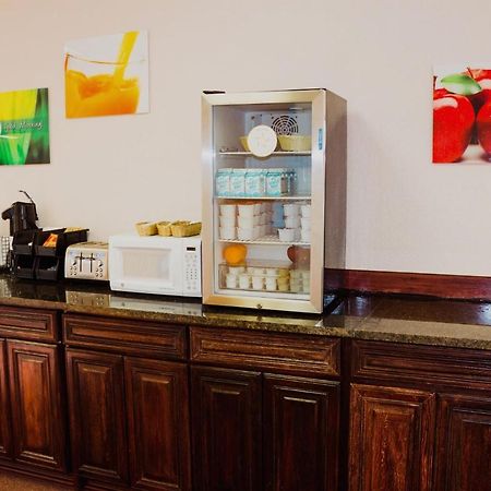 Americas Best Value Inn-Fredonia Экстерьер фото