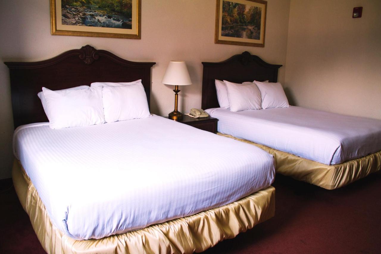 Americas Best Value Inn-Fredonia Экстерьер фото