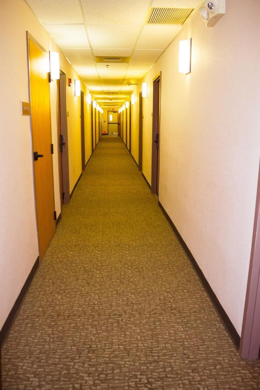 Americas Best Value Inn-Fredonia Экстерьер фото
